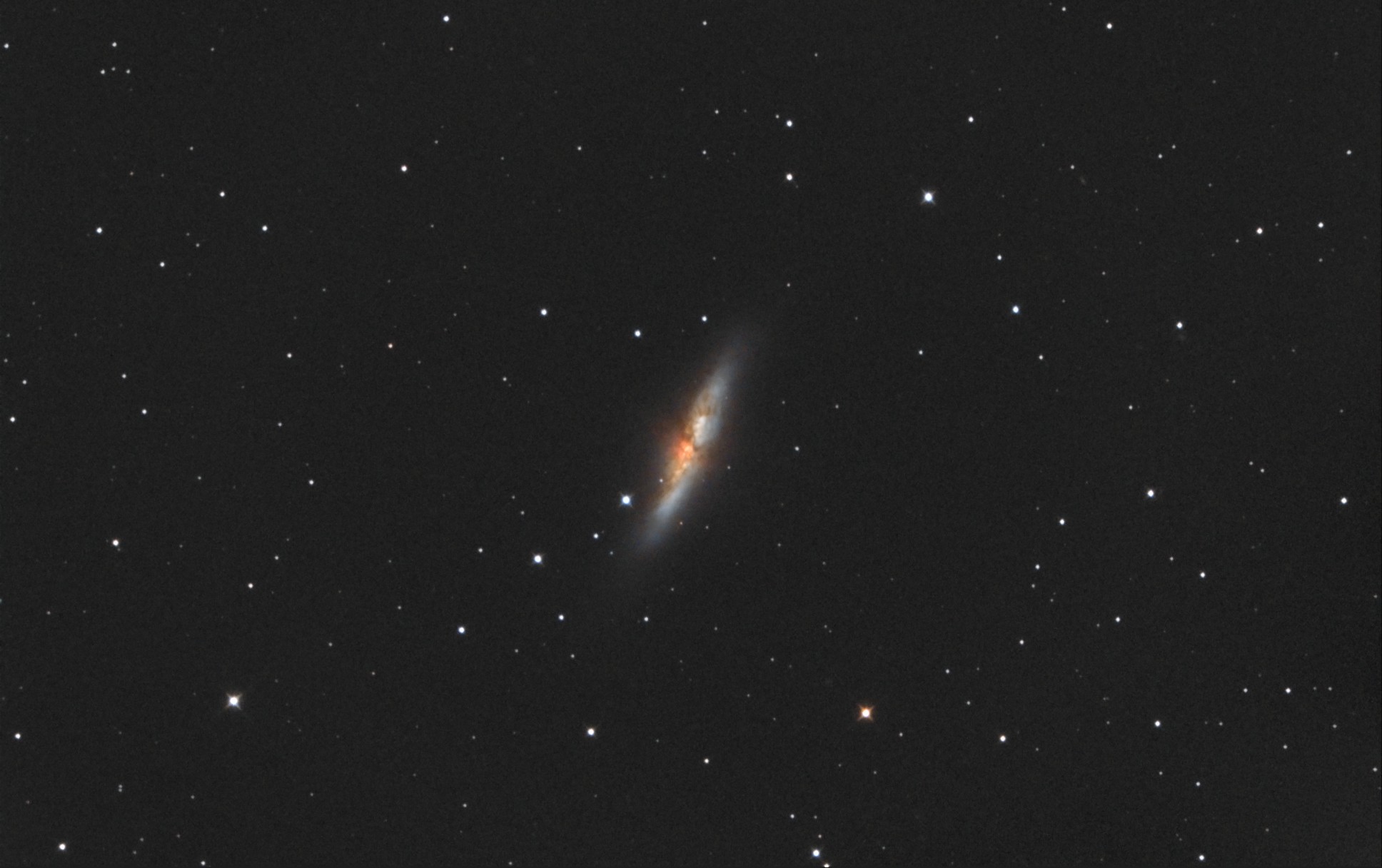 M82_6x1min.jpg
