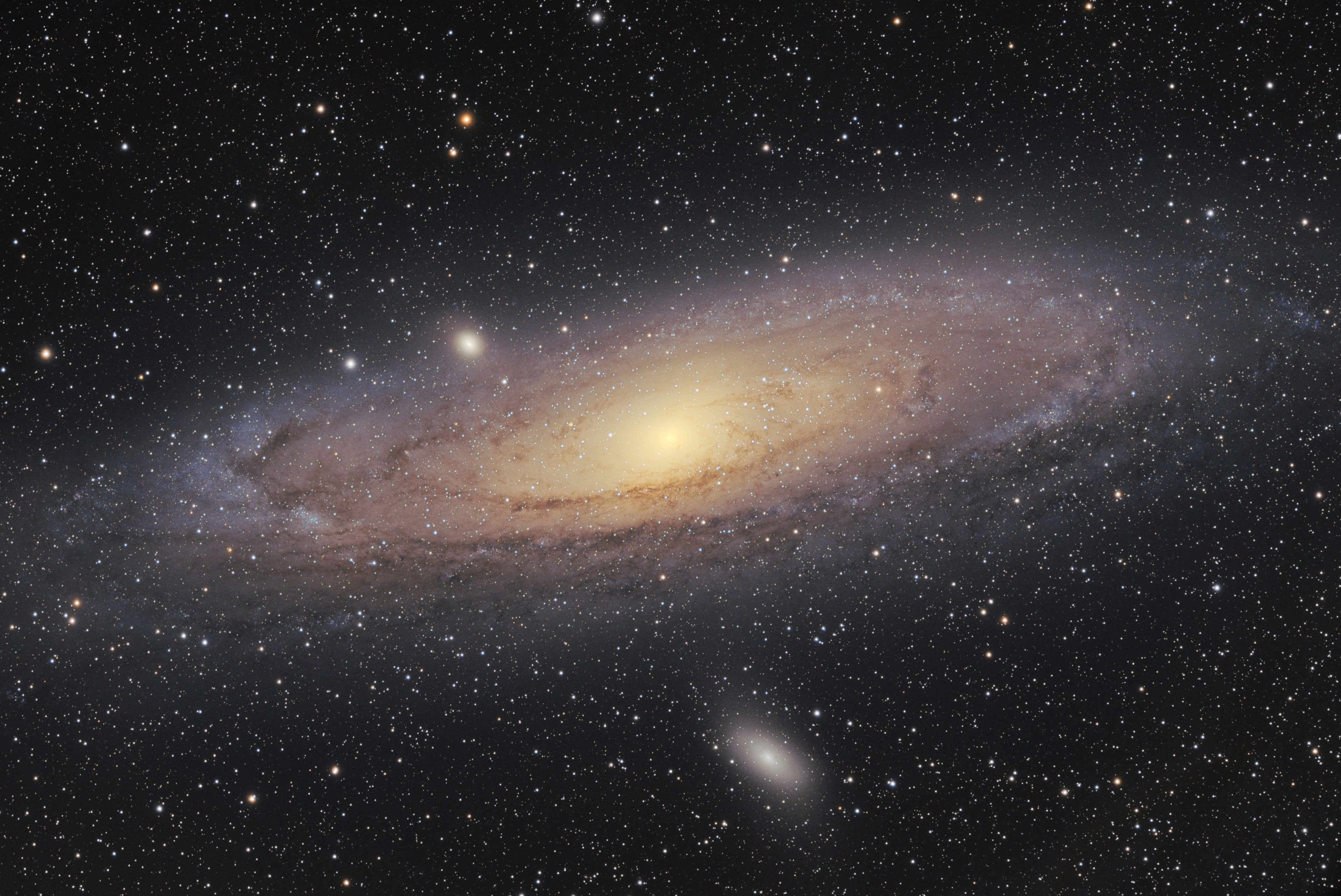 M31_LRGB_full_turned_sm.jpg