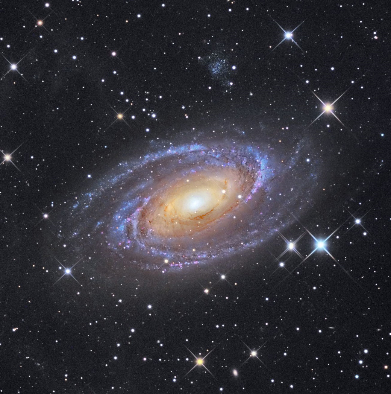 M81_uprava_MMys.jpg