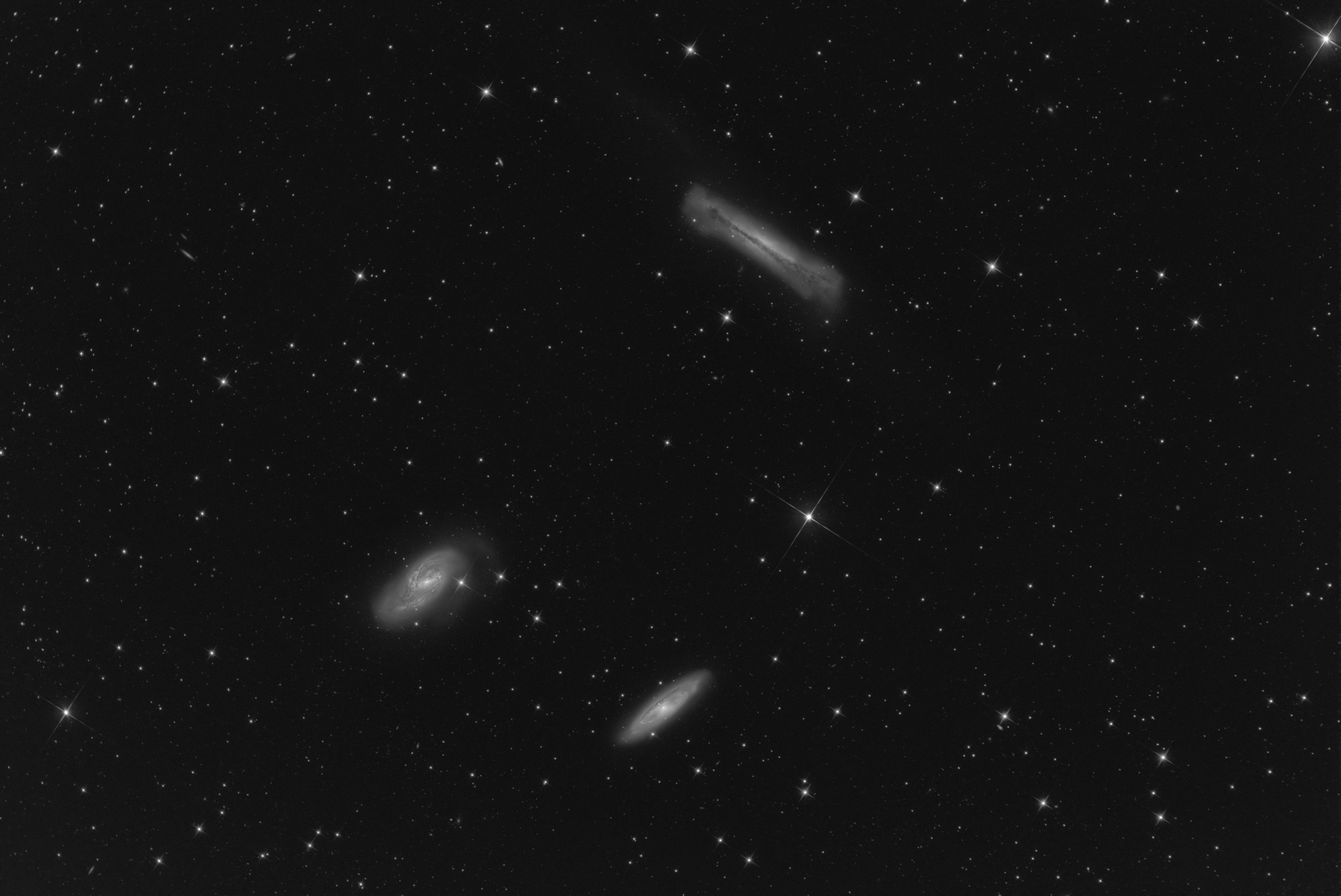 Leo Triplet_CLS_2_d_sm.jpg