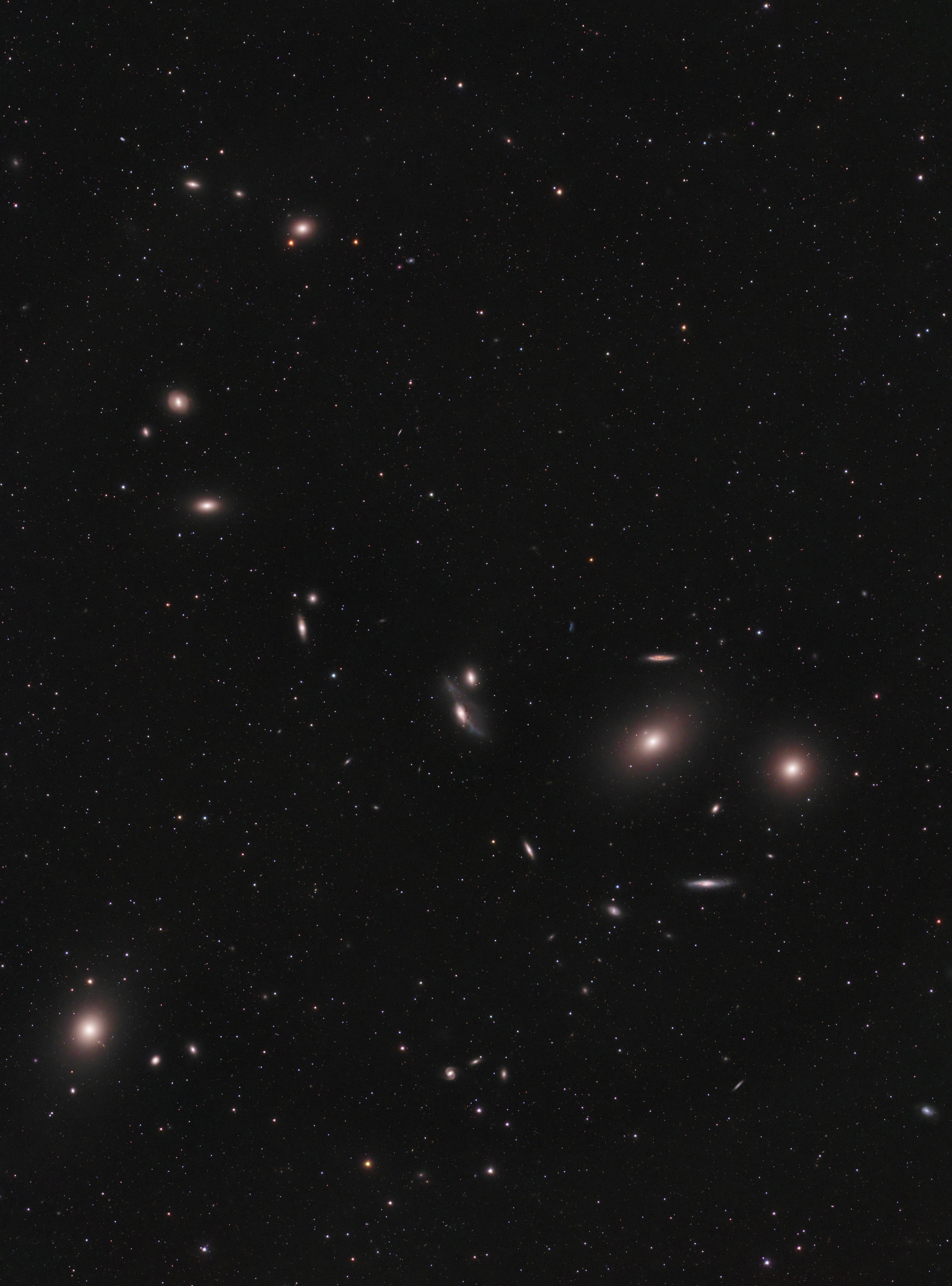 Markarian´s chain_RGB_sm.jpg