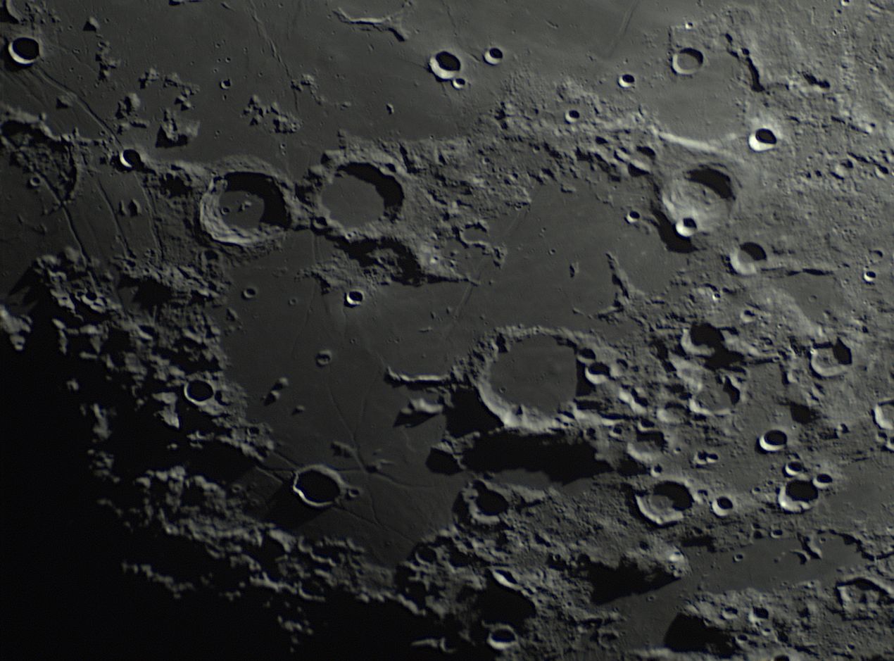 2023-04-30-1827_9-R-L-Moon Palus Epidemiarum Capuanus Campanus Mercator.jpg