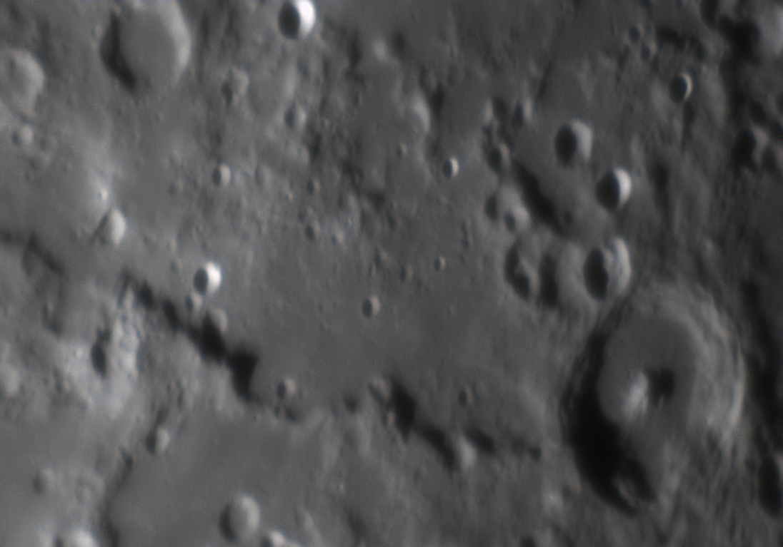 2024-01-29-2306_2-R-L-Moon_lapl4_ap801.png