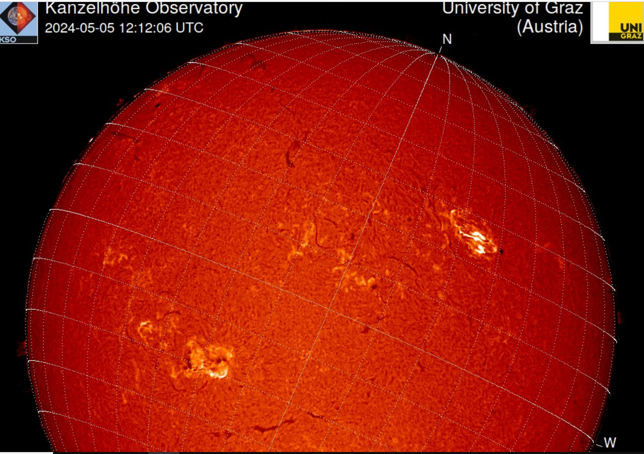 Erupce X1.29 v AR3663, 5.05.2024, 12h 12m UT. Kanzelhöhe Observatory.png