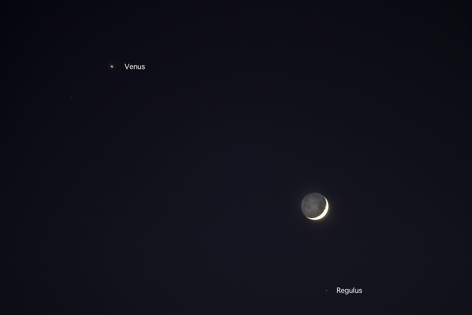 Moon_Venus_Regulus.jpg