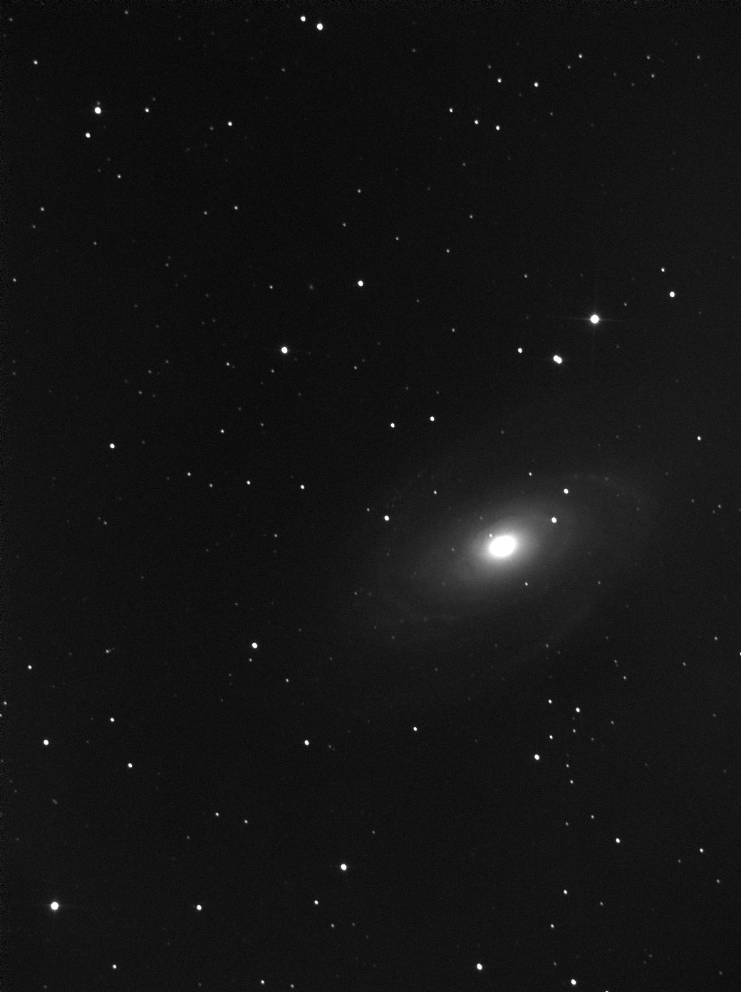 M82_Bodes Nebula_12x40s.jpg
