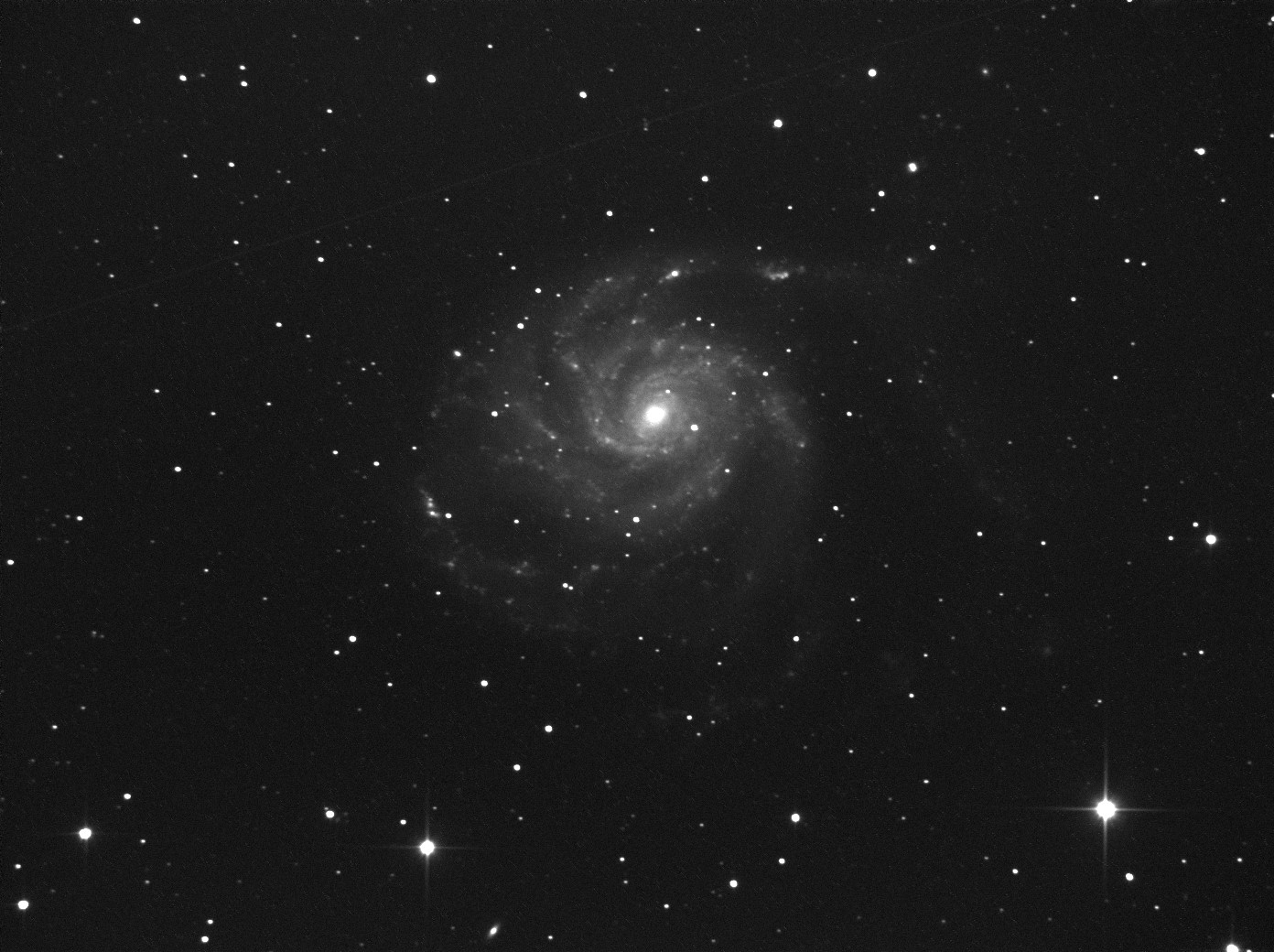 M101_Pinwheel Galaxy_4x300s_CLS_guiding.jpg