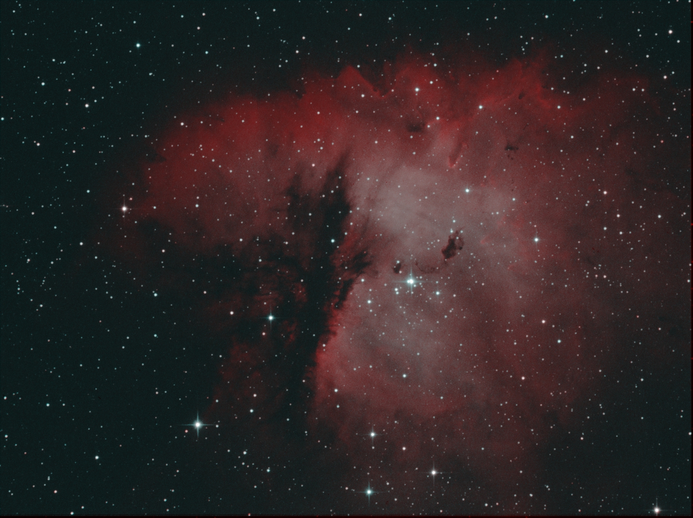 NGC_281_Pacman_nebula_Bicolor.jpg
