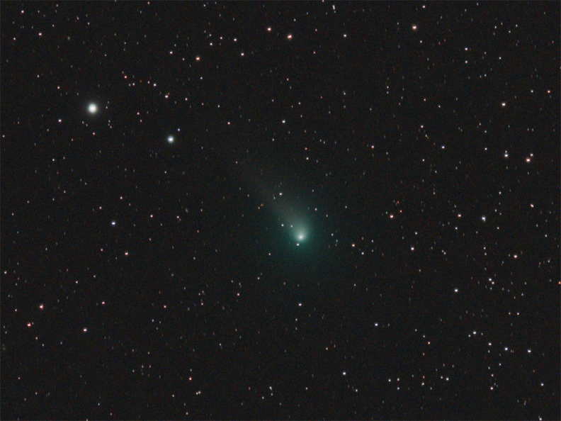 cometC2015V2_SW80ED_HEQ5_C450D_LPS_37x120s.jpg