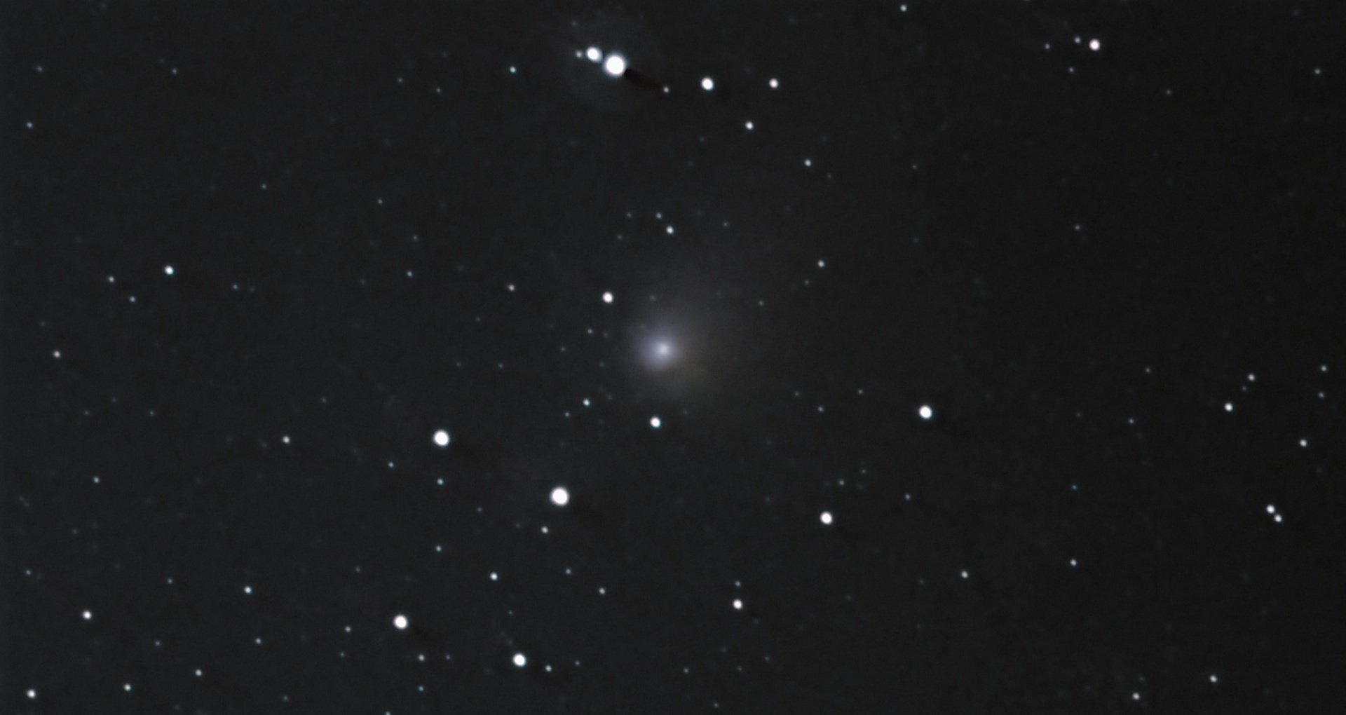 kometa_t2_panstarrs_60x1.jpg