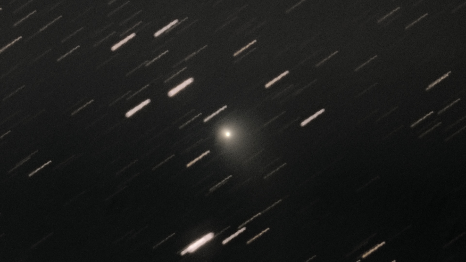 kometa_t2_panstarrs01_60x1.jpg