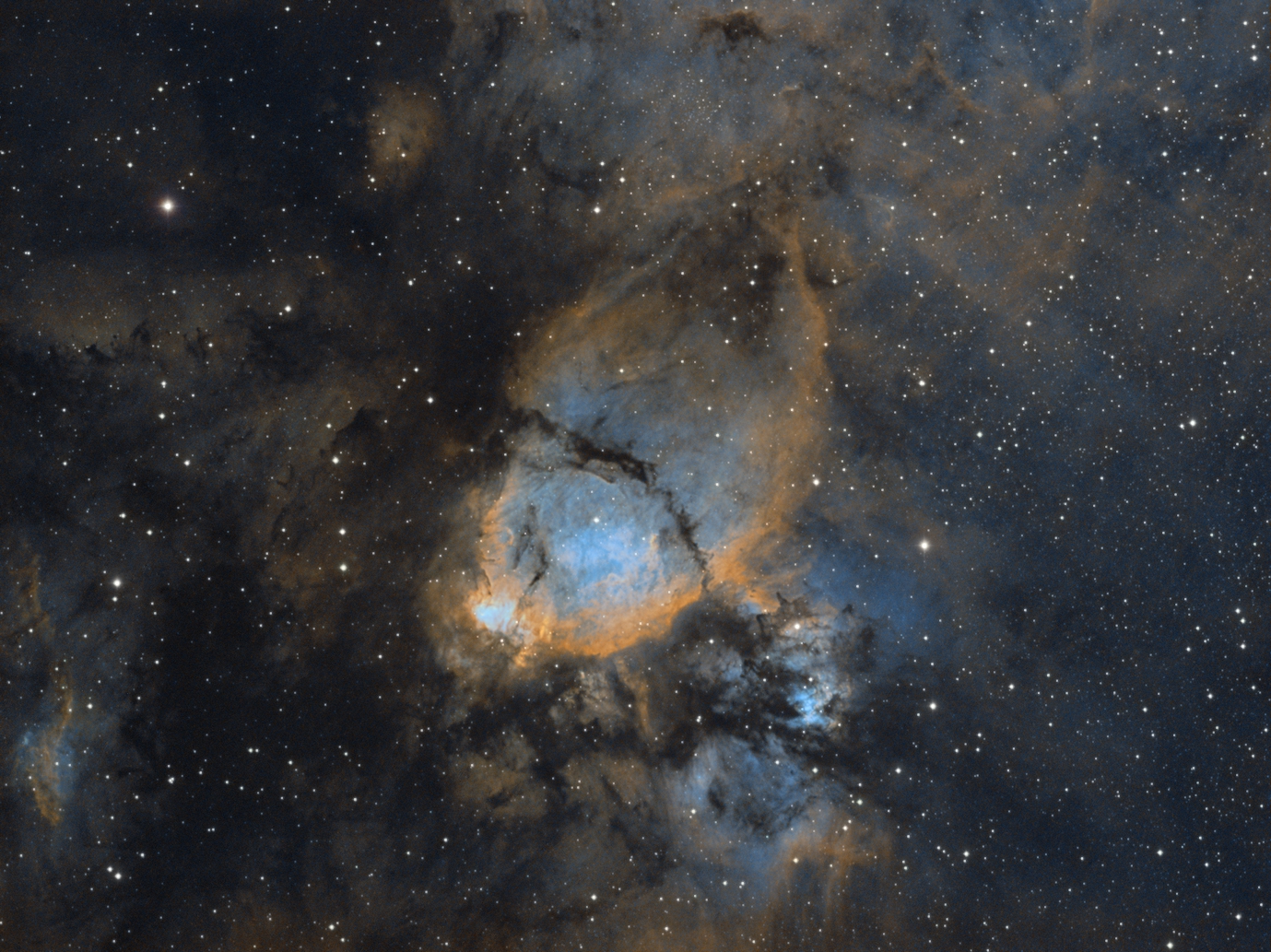 IC 1795_Fishhead nebula_HST_6.jpg