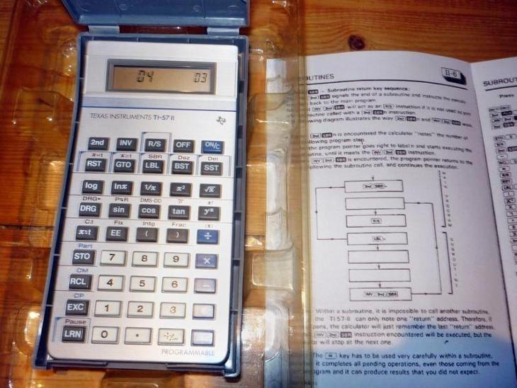 texas-instruments-ti-57-programovatelny-kalkulator-f8e8abac-6711-49b2-b761-f0be4eb545cb.jpeg