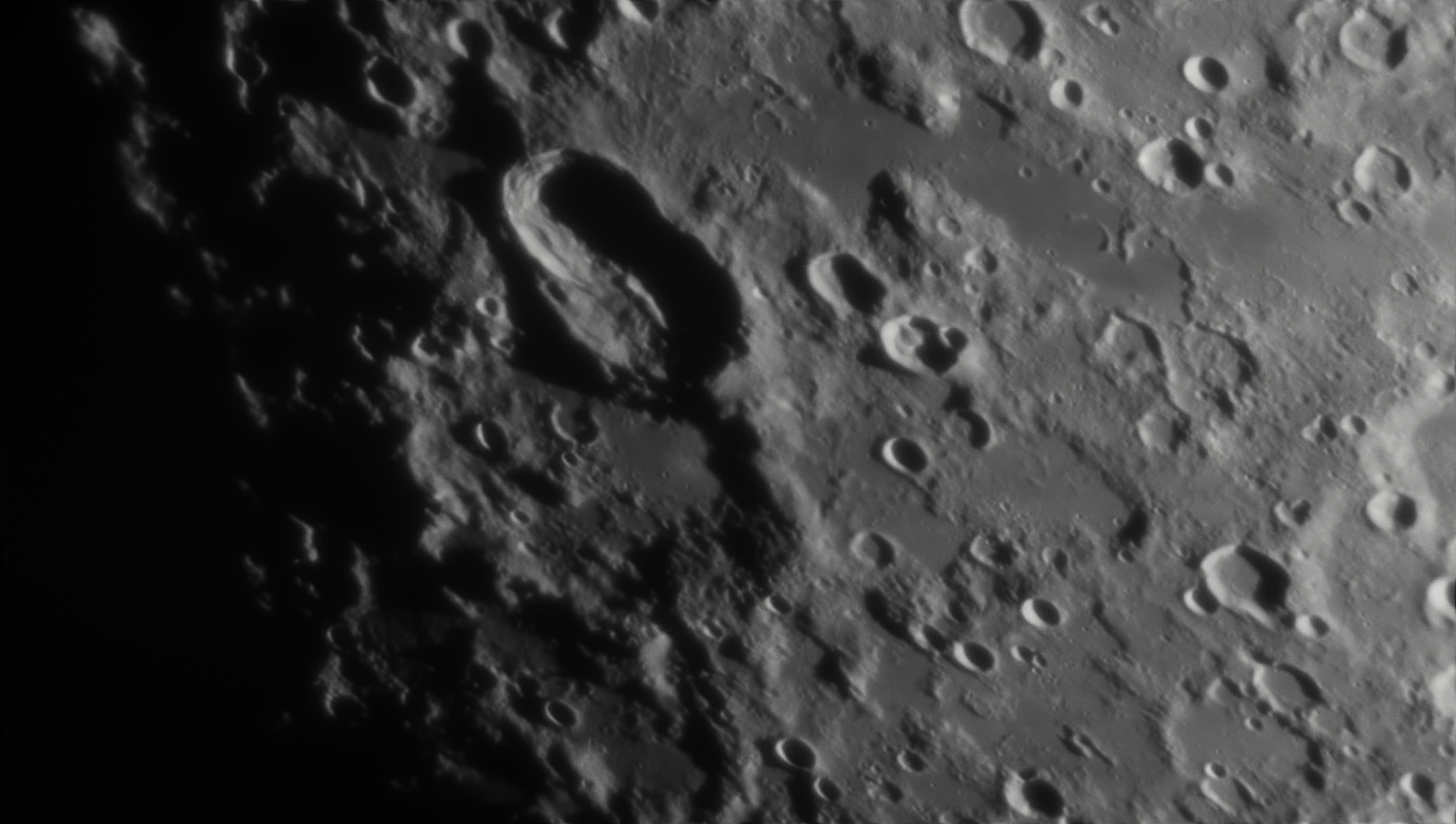 R_conv_2021-02-22-1818_1-Moon16bitA290bin1_g4_b3_ap148_x.jpg