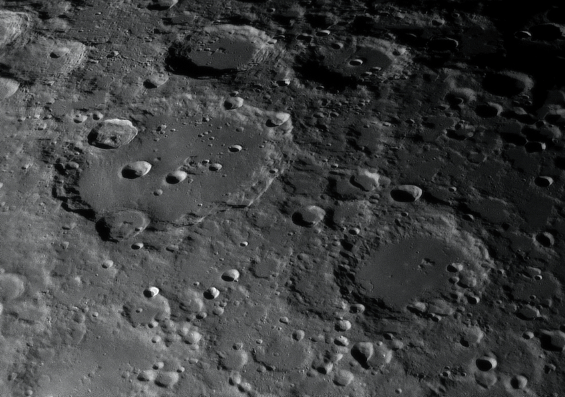 Clavius3600.jpg