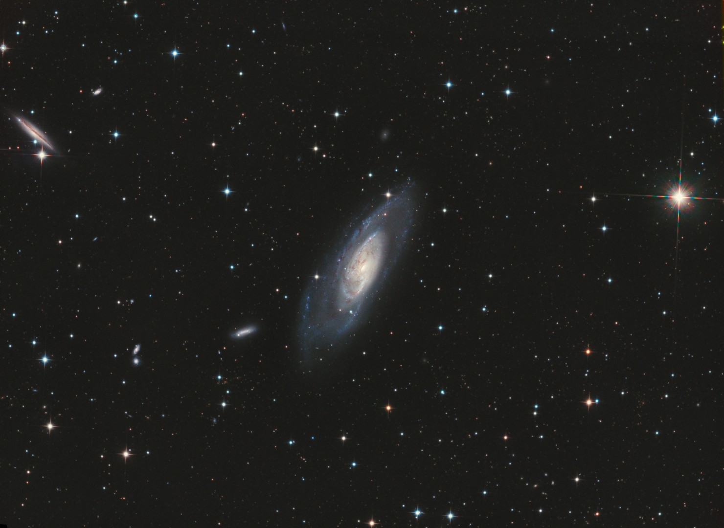 M106_alex.jpg