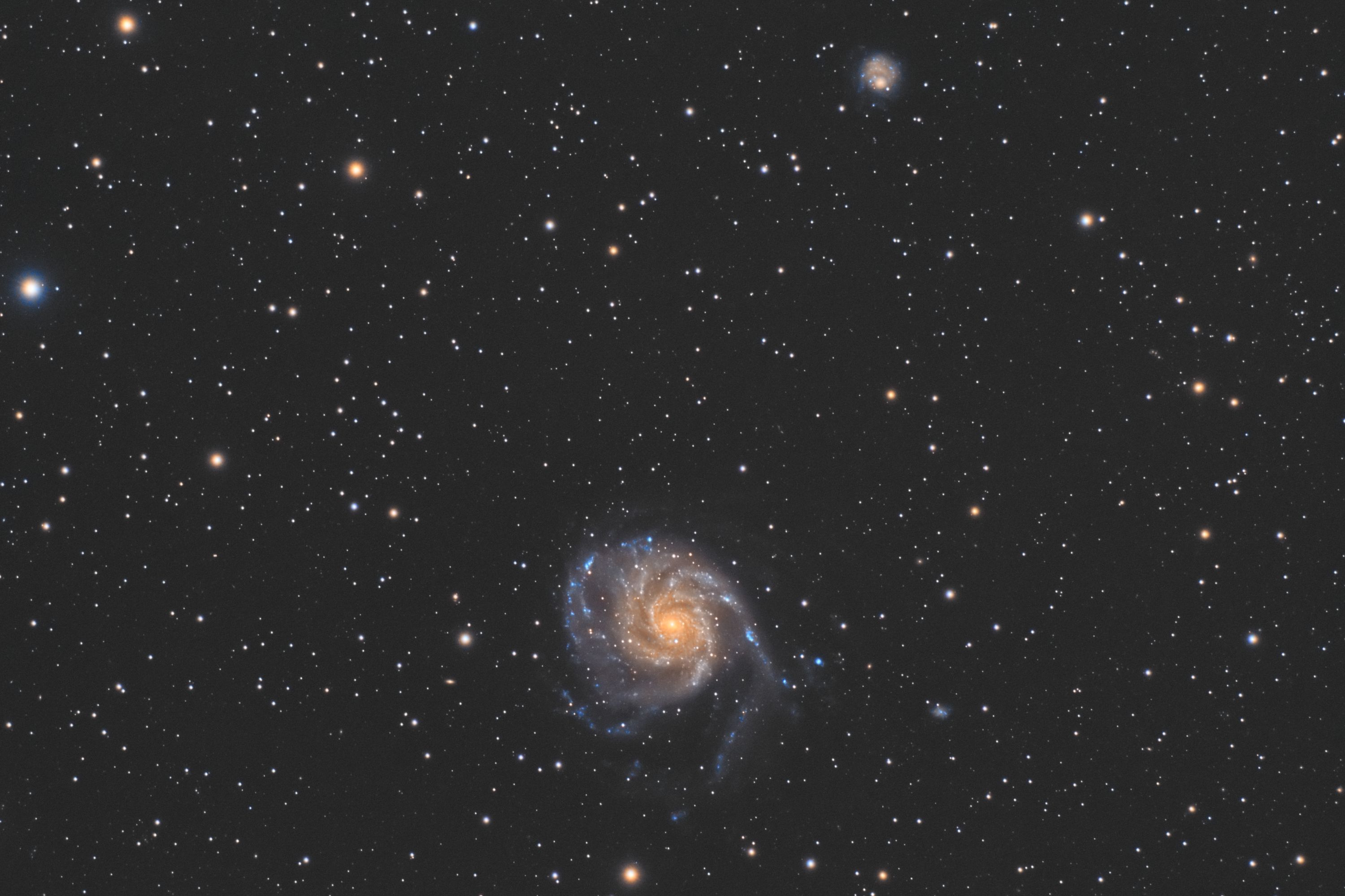 M101_22h_AF_small_tmavsi.jpg