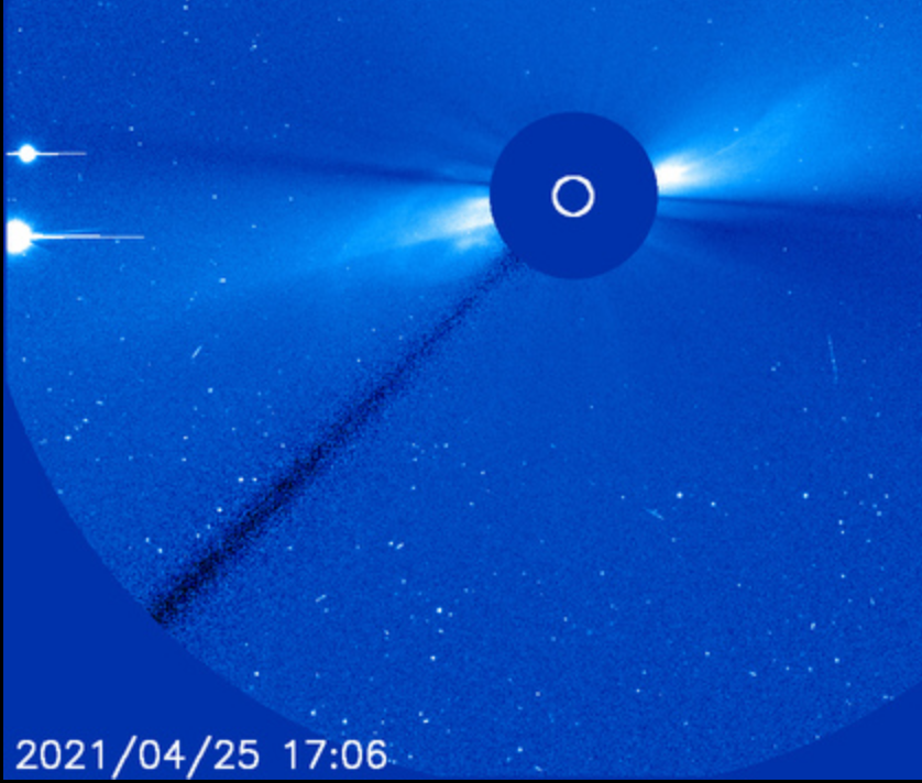 CME 25.4.2021, 17h06m UT.png