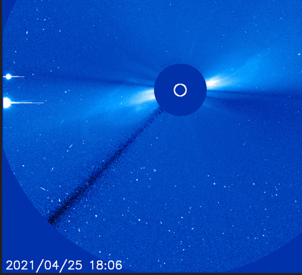 CME 25.4.2021, 18h06m UT.png