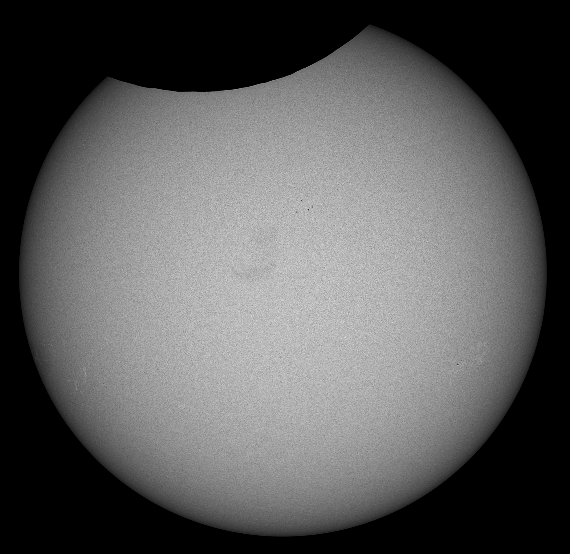 Sun_TS102_2021-06-10_1100_eclipse_s.jpg