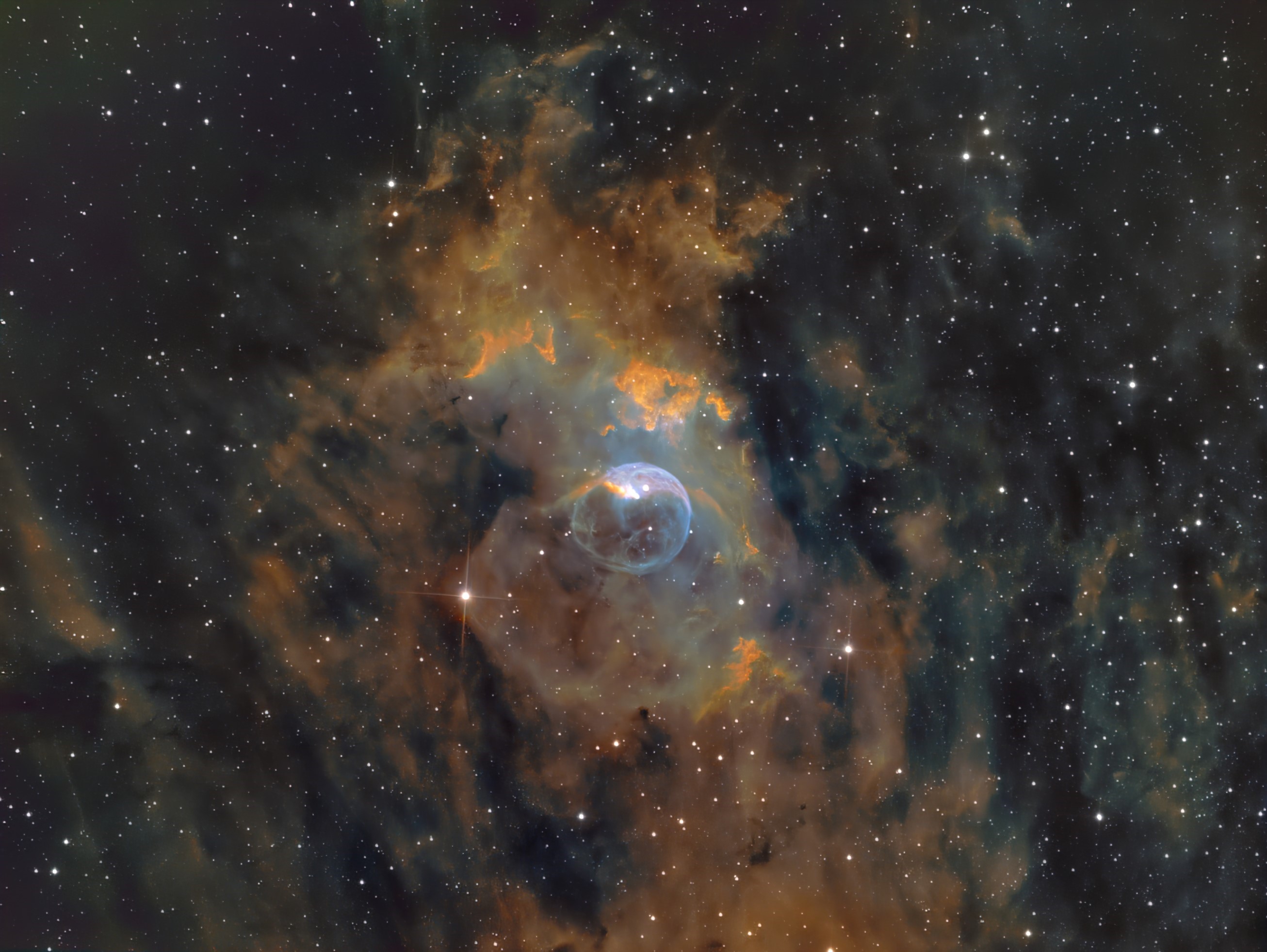 NGC 7635_HST_r_small.jpg