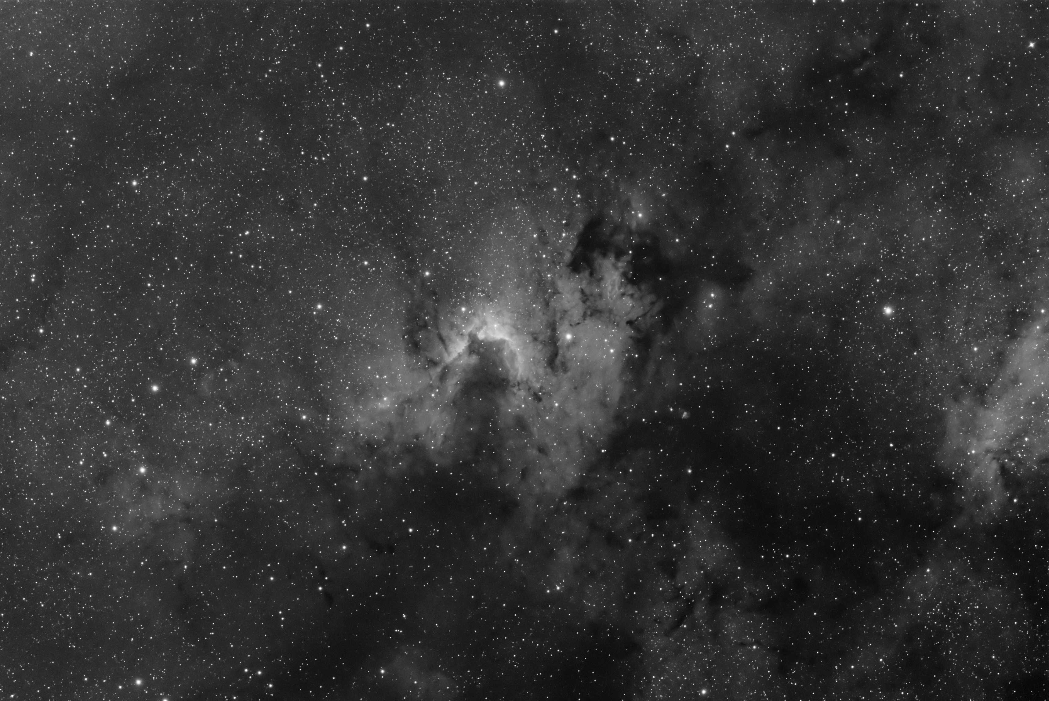 SH2-155_Cave nebula_Ha_sm.jpg