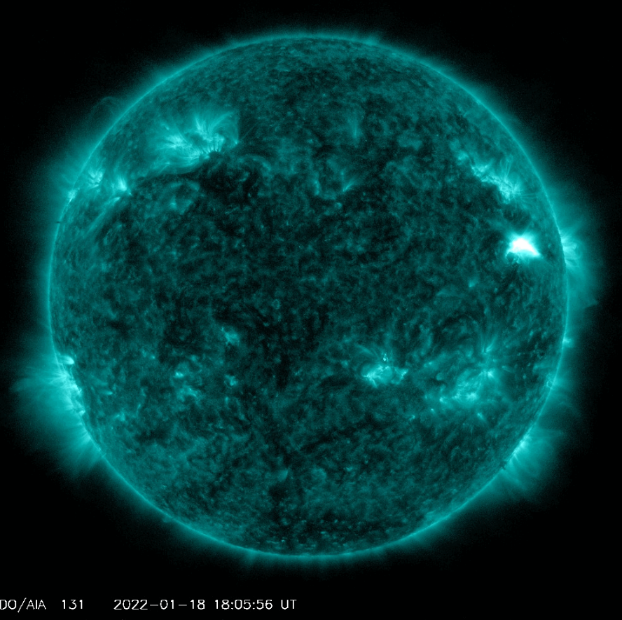 Flare M1.53, 18.1.2022 , 18h 05m UT.png