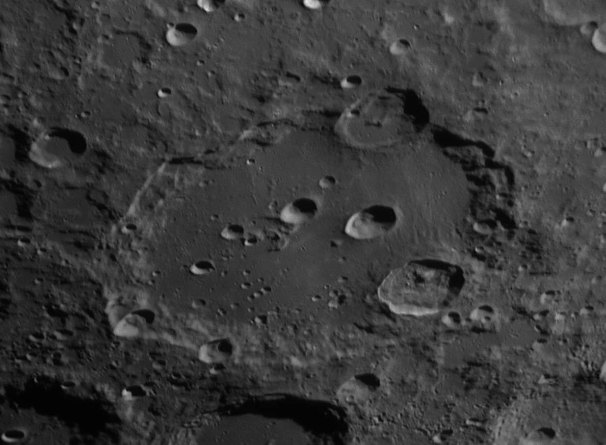 Clavius 2022-03-13-1703_6-R-L-Moon_lapl5_ap1428.jpg
