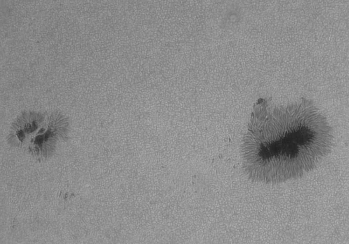 2022-03-28-1017_1-R-IR-Sun_lapl5_ap1942 2.jpg