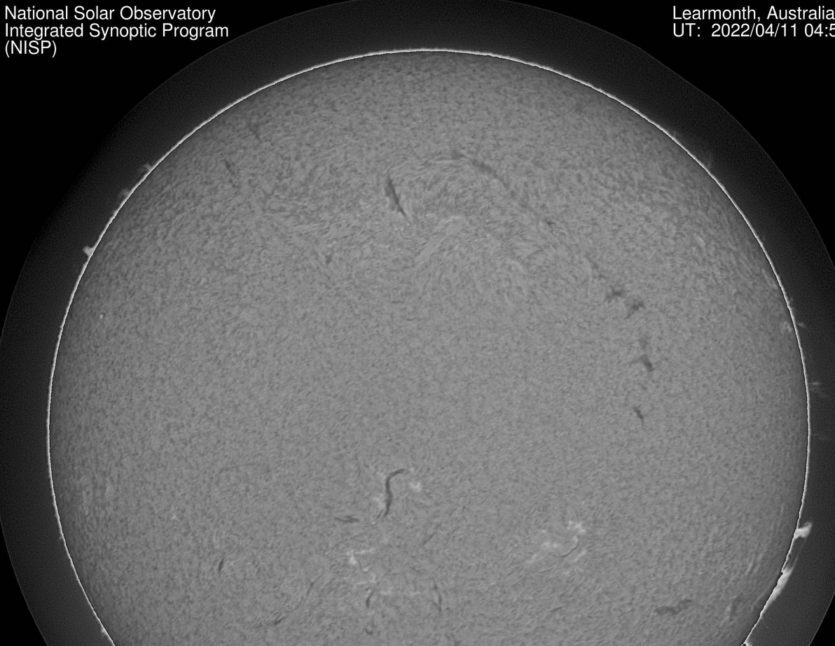 Filament tvaru S, základ CME,  11.4.2022, 04h 57m UT , GONG Learmonth.png