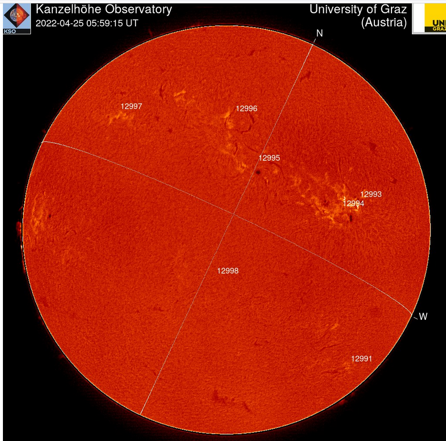 Chromosféra  25.4. .2022, 05h 59m  UT, Kanzelhöhe.png