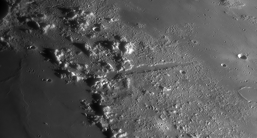 QHY5III290M_09_05_2022_20_26_53_Capture10k_742nm_lapl3_ap758_BW.jpg