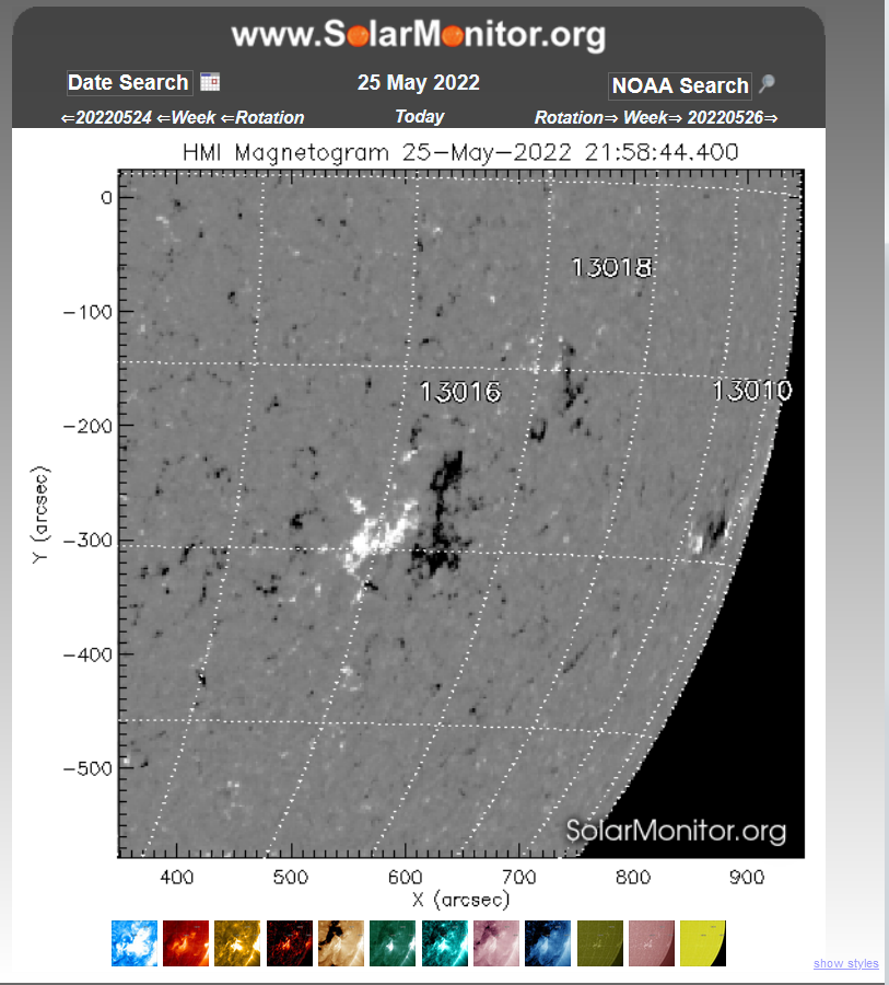 Magnetogram AR3016, 21h 58m UT, 25.5.2022, SolarMonitor.png