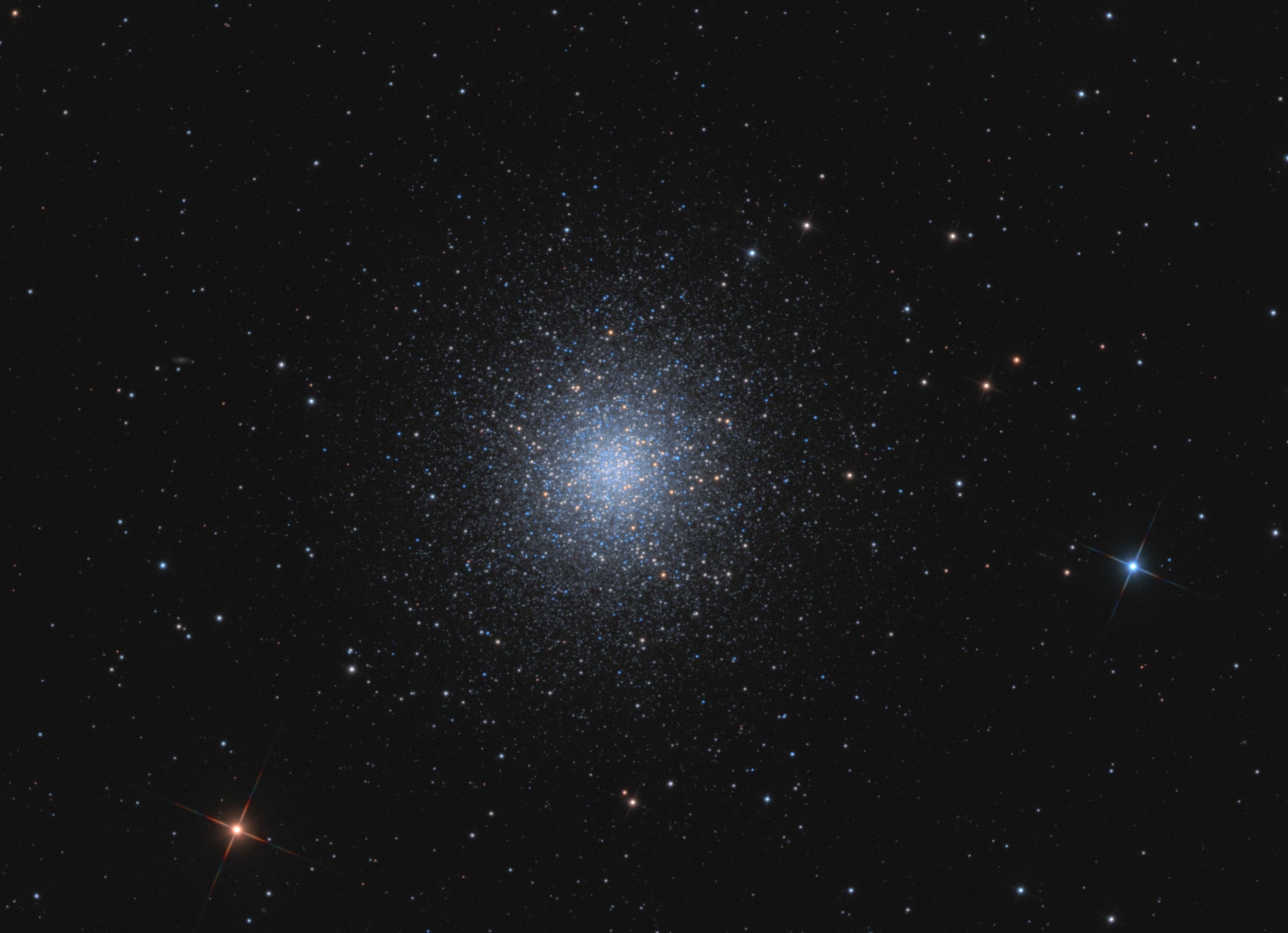 M13_RGB_detail.jpg