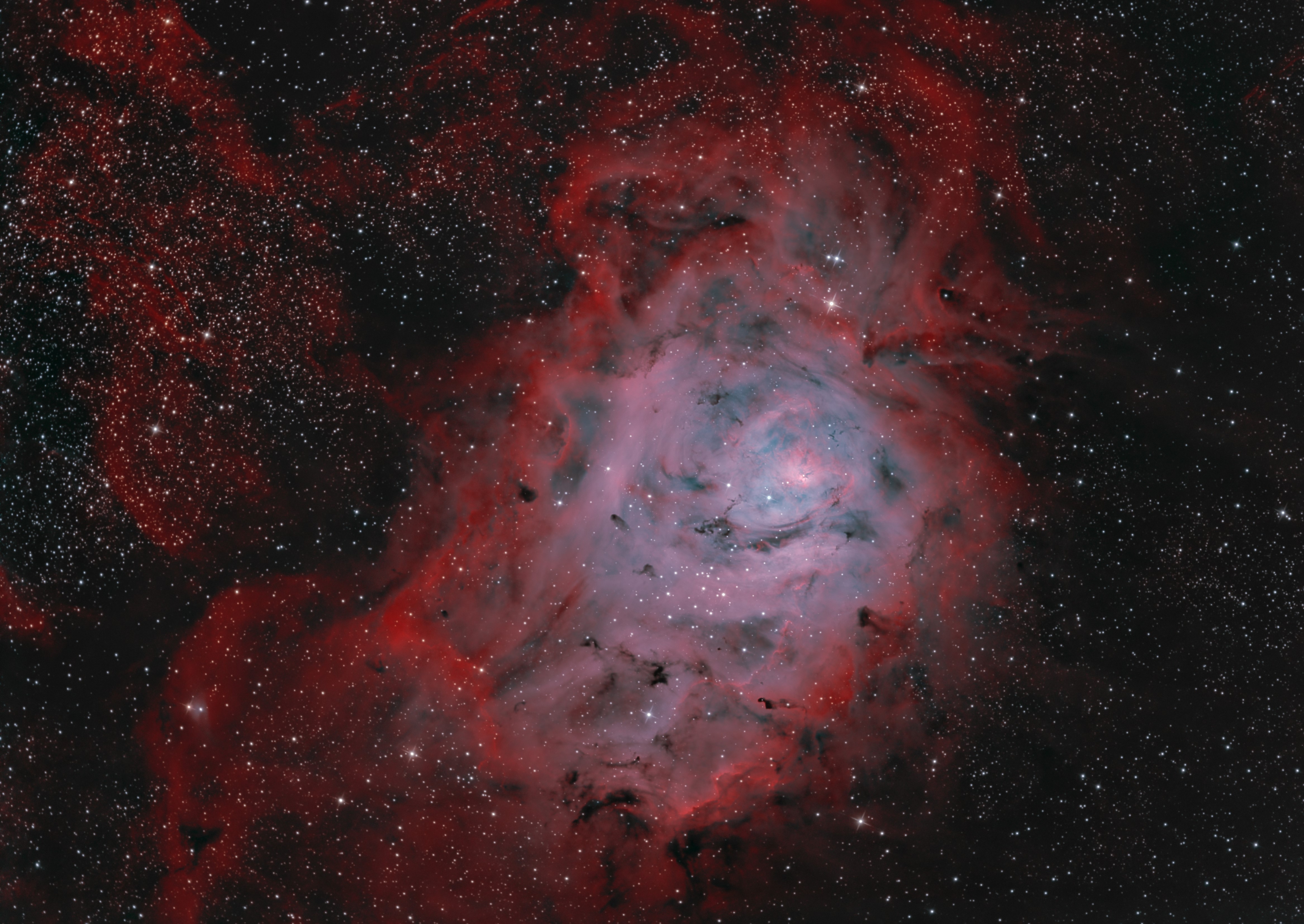 M8_Lagoon nebula_bicolor_3_C_sm.jpg