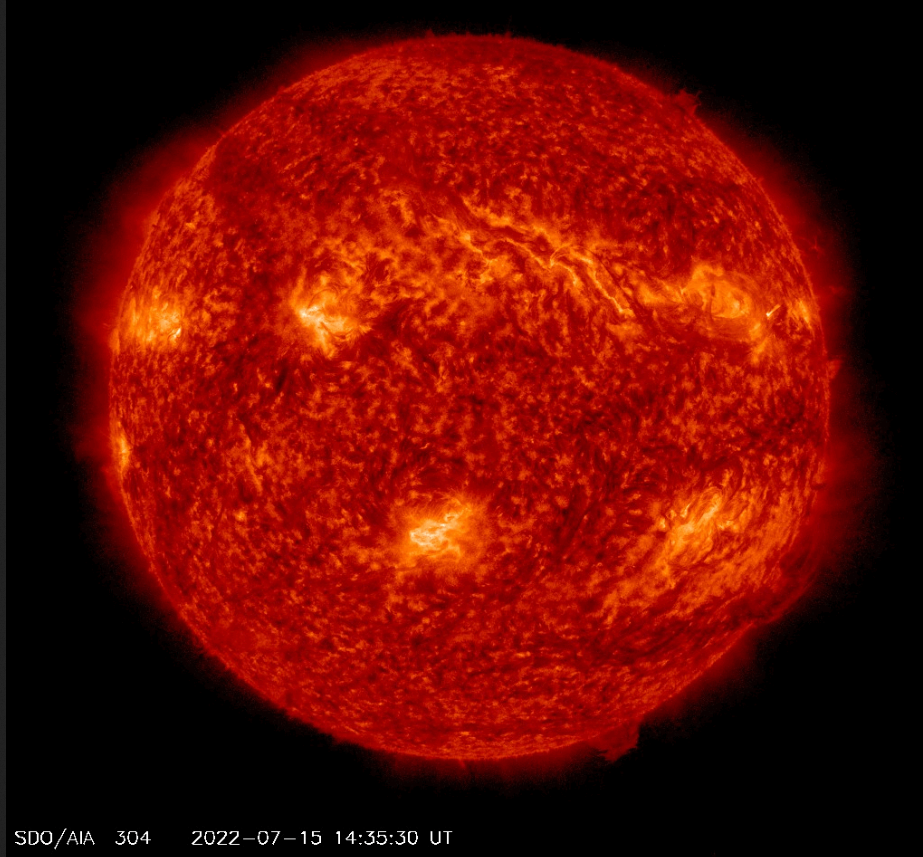 Vznik mohutné eruptivní protuberance 15.07.2022, SDO_AIA 304 A.png