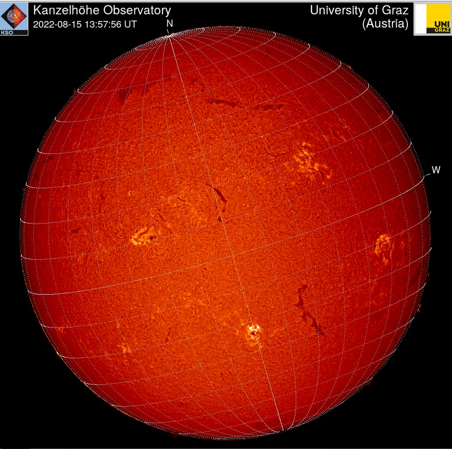 Chromosféra 15.08.2022, video 13h 57m UT , Kanzelhöhe.png