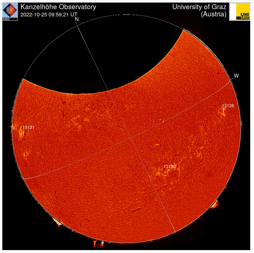 Částečné zatmění Slunce 25.10.2022, 09h 59m UT,    Kanzelhöhe.png