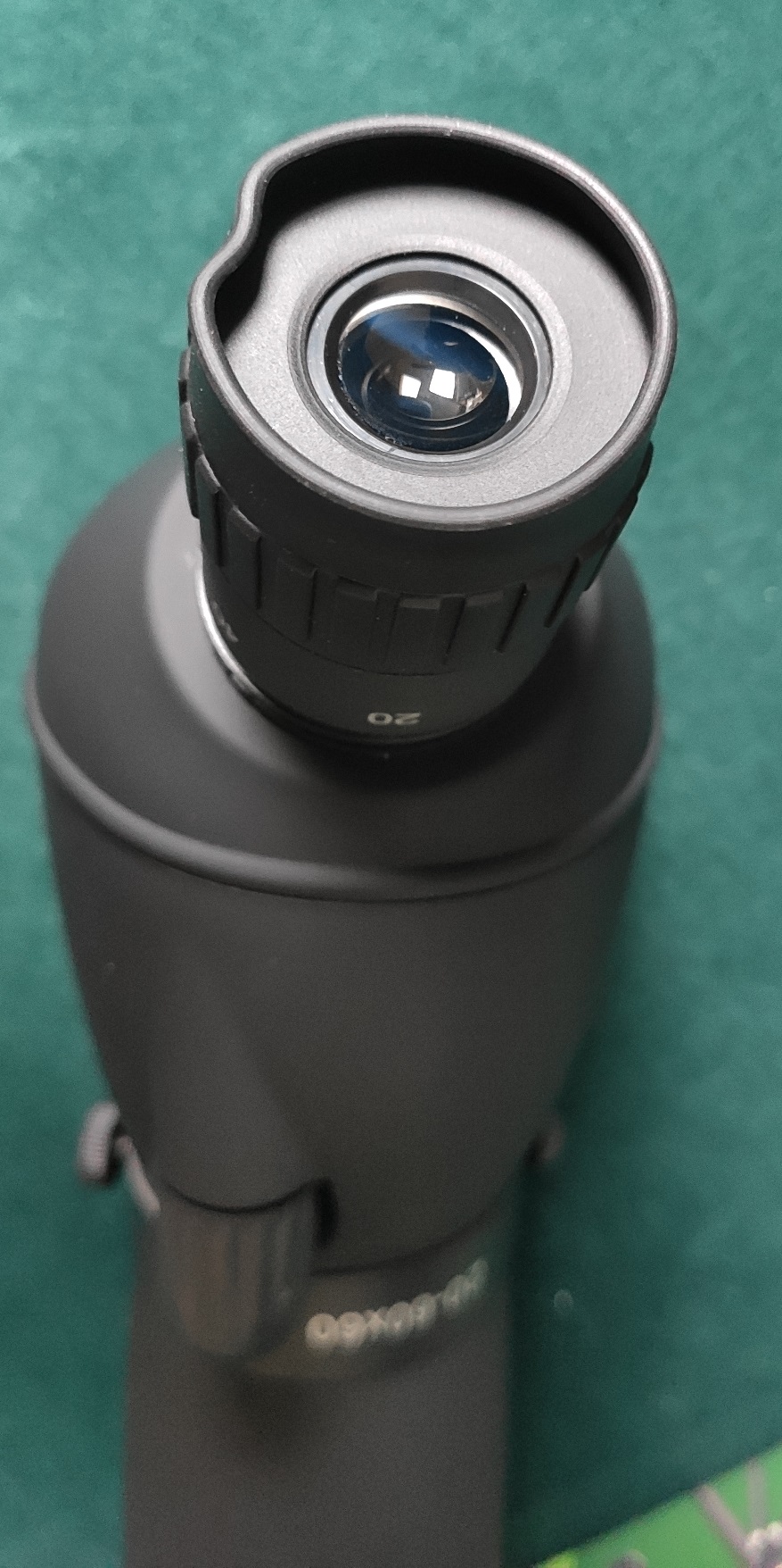 Bresser-SpottingScope-20-60x60-eyepiece.jpg