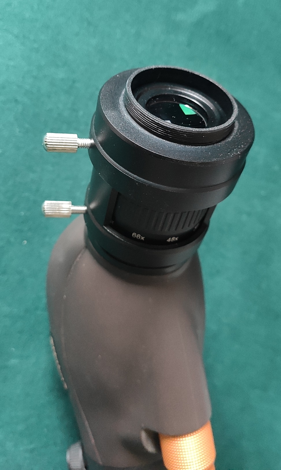Levenhuk-Blaze-Pro-100-eyepiece-photoadapter.jpg