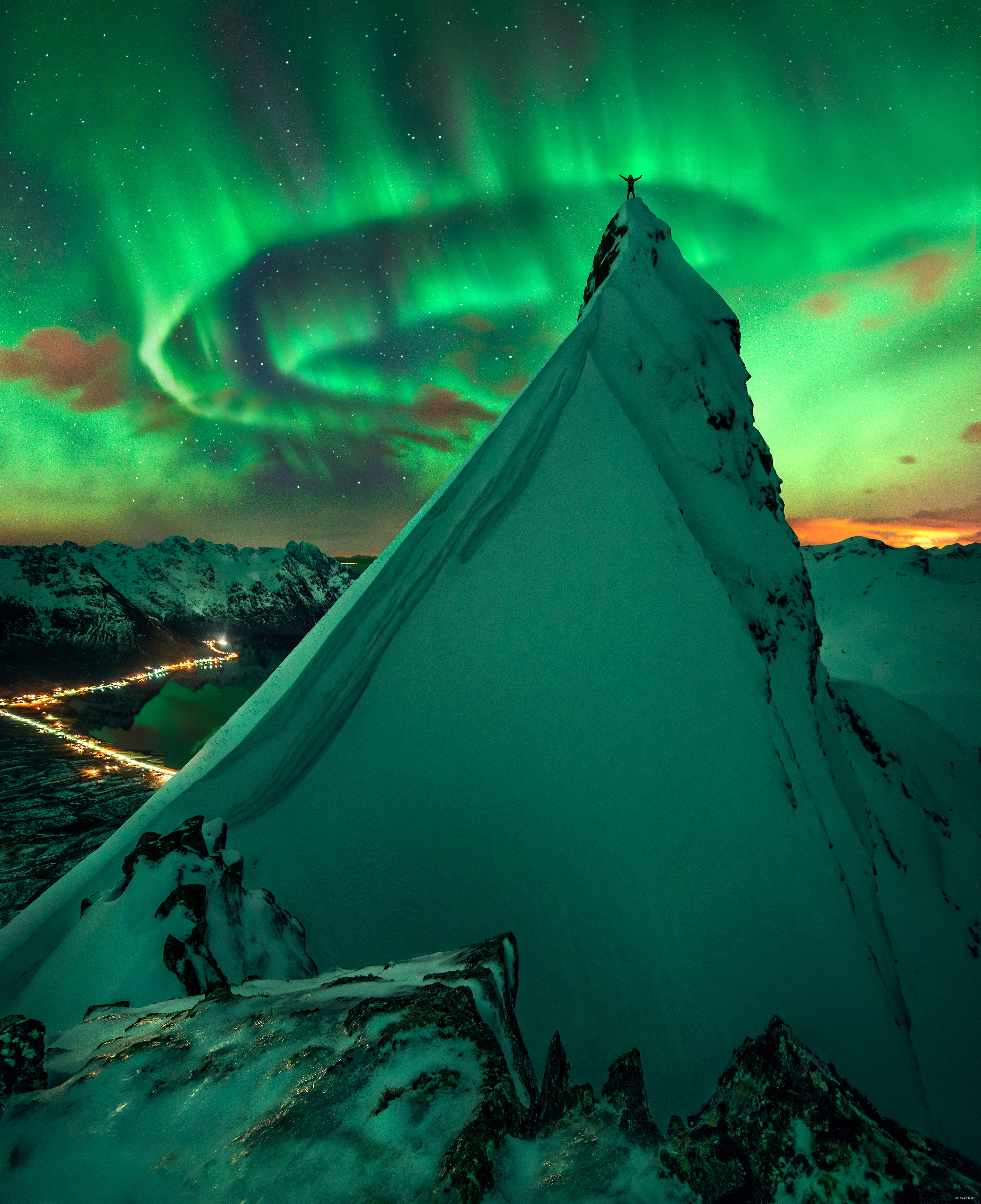Zorza polarna nad Norwegią.jpg