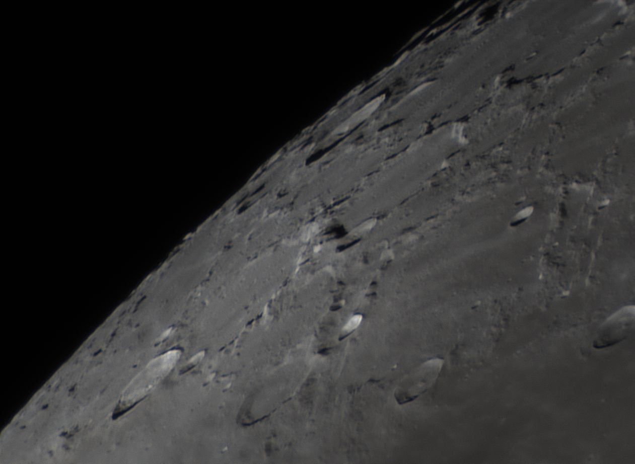 2023-02-08-2243_Moon_Anaxagoras, Barrow, Scoresby.jpg