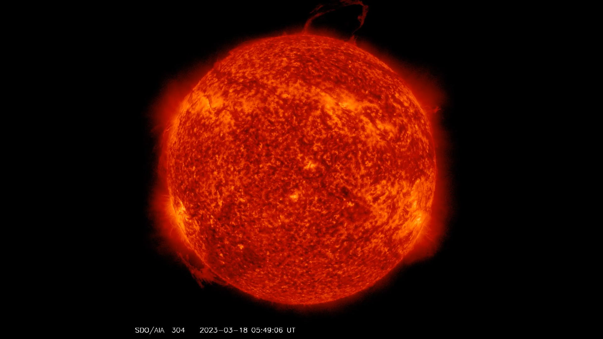 Smyčková protuba 18.3.2023,05h  49m UT, SDO_AIA 304Ä.png