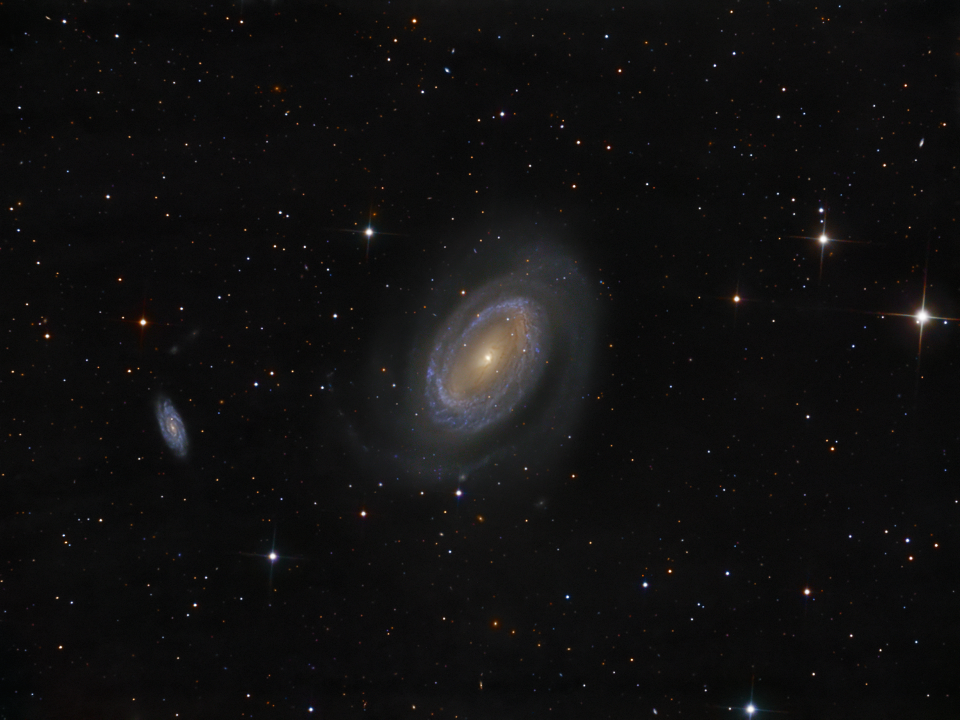 NGC 4725+NGC 4712 - NEW_sm.png