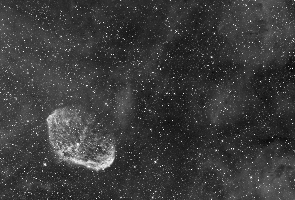 masterLight_BIN-2_4144x2822_EXPOSURE-900.00s_FILTER-Ha6nmMaxFr_mono_ed_small.jpg