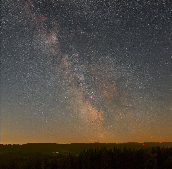 Mlecna draha u Svarne Hanky - astro-forum.jpg