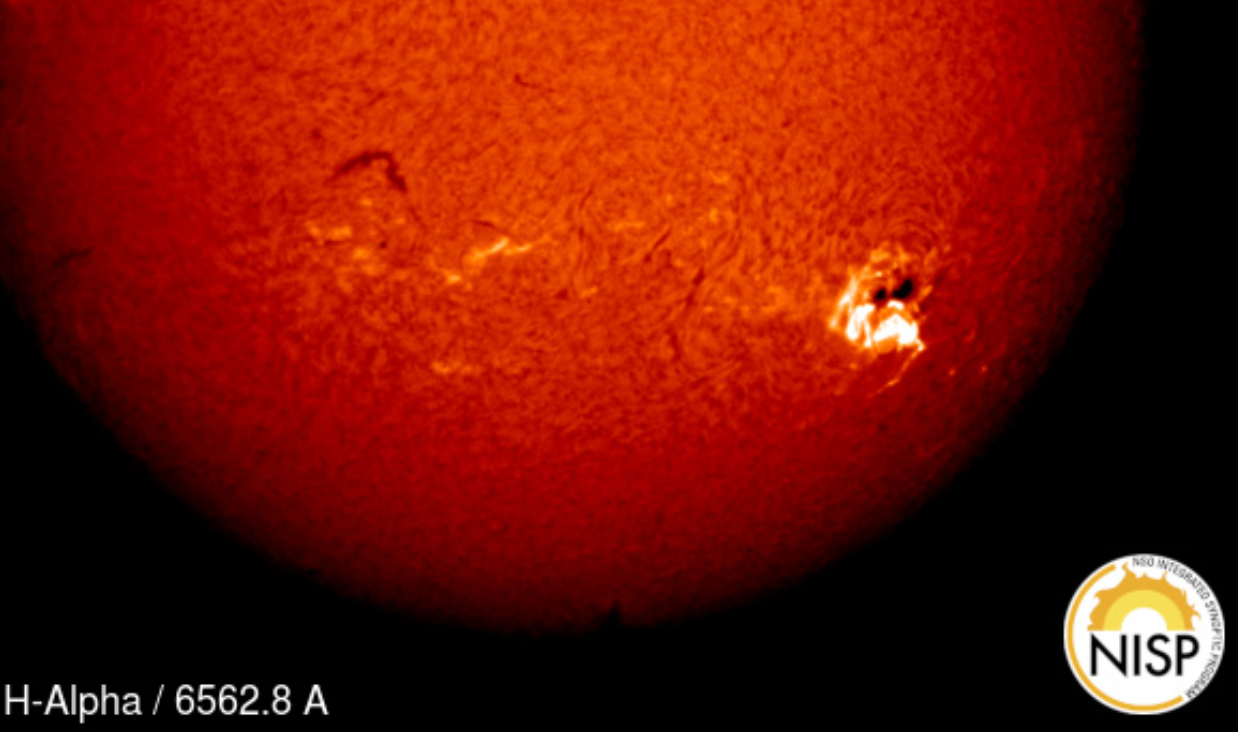 Erupce M2.88 v AR 3363, 15.07.2023, 07h 30m UT, GONG Teneriffe.png