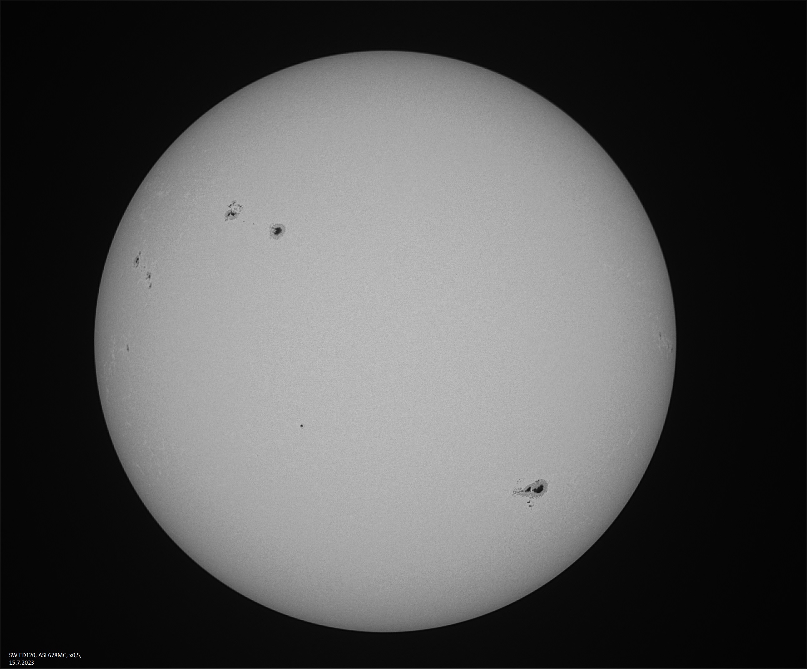 2023-07-15-1203_7-P-L-Sun_bw f.jpg