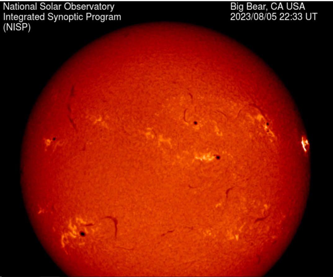 Chromosféra 05.08.2023, 22h 33m UT, Big Bear GONG.png
