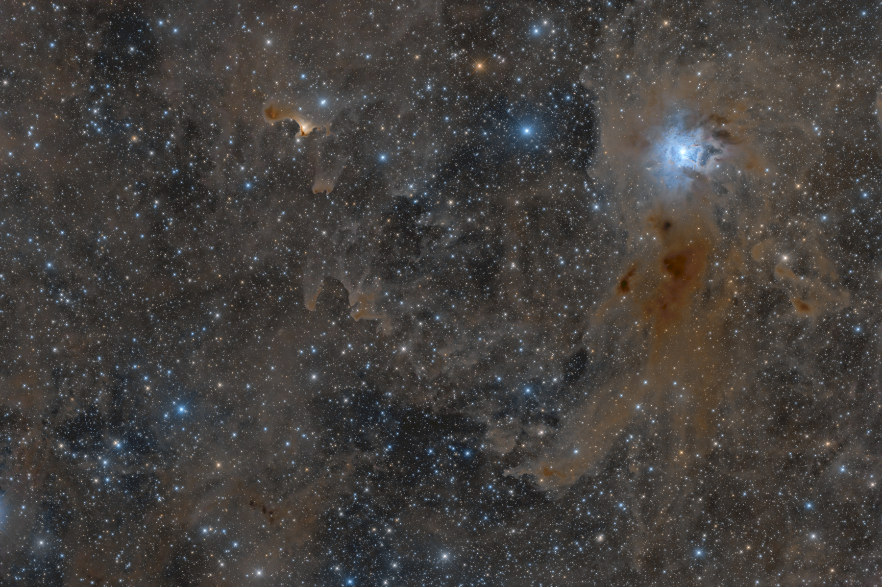 NGC7023 (IRIS), VDB141 (Ghost nebula) astrofotky.jpg